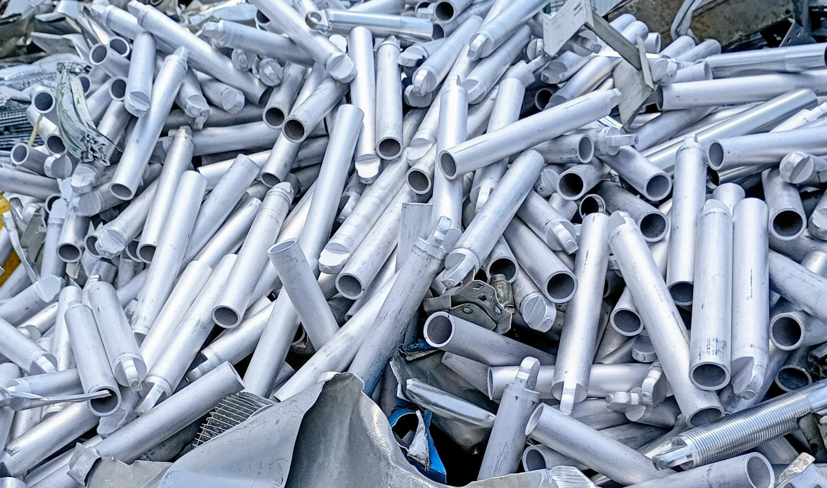 Aluminio tubo